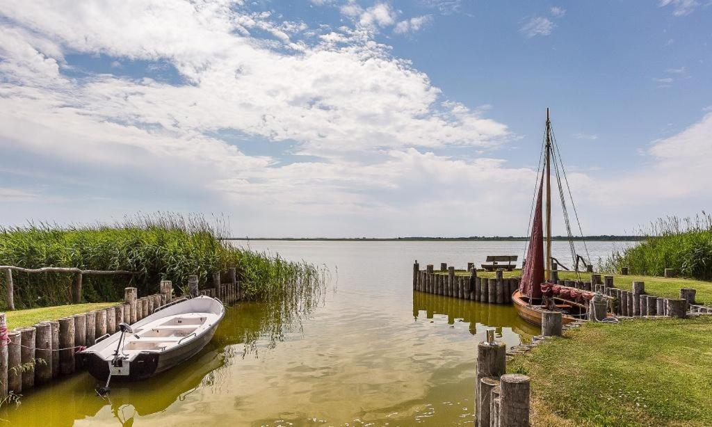 Hof Zeesenblick 05 Apartman Wustrow  Kültér fotó